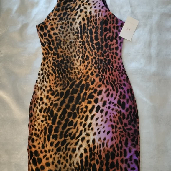 NWT Leopard Print Mini Dress - Picture 2 of 7